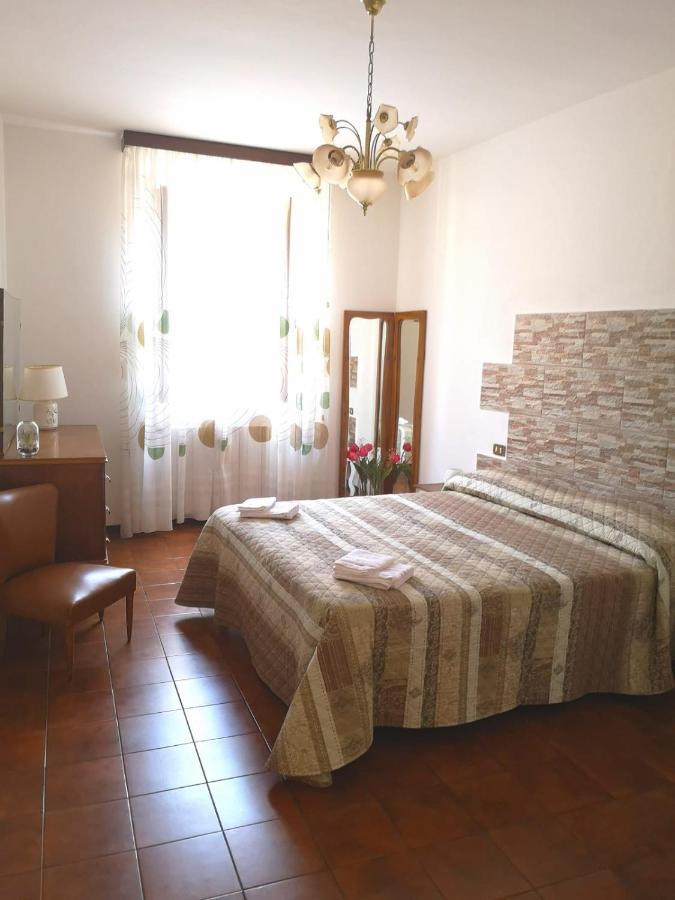 Casa Caterina 2 Storey House, With A Mountain View Toscolano Maderno Εξωτερικό φωτογραφία